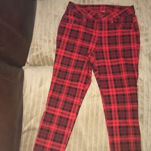 Size 6 Time n Tru Jeggings